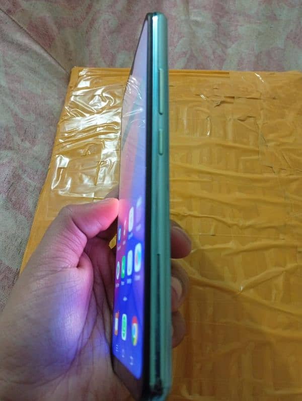 Vivo Y17  4/64  10/10  Condition 2