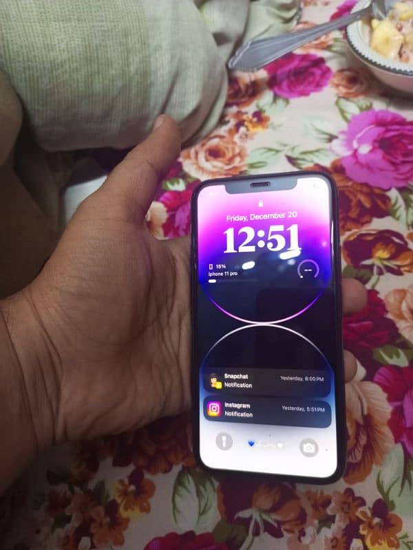 iphone 11 pro 64gb 10/10 non pta sim working 0