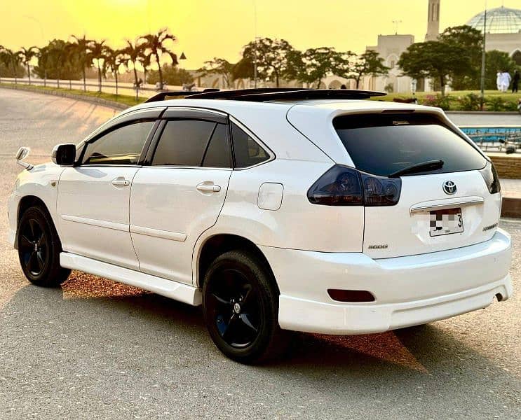 Toyota Harrier 2003 4