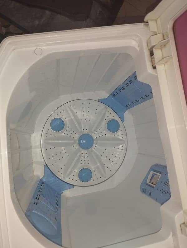 Homage semi Automatic Glass Door Washing machine 2