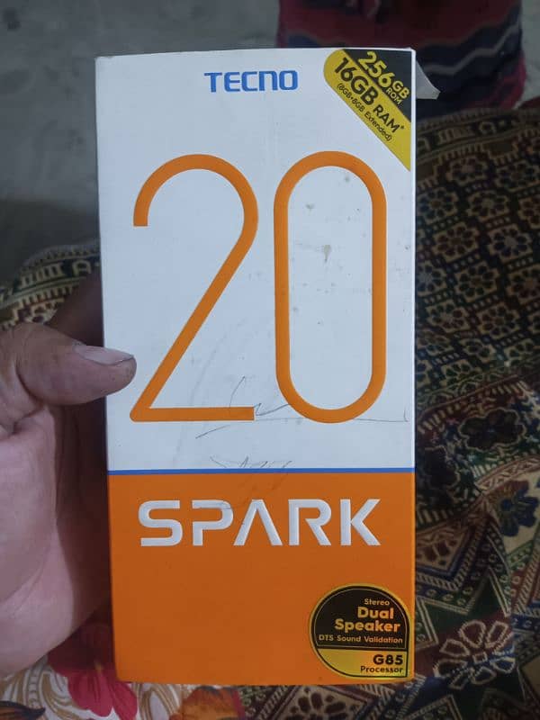 Tecno spark 20 256gb good condition 6