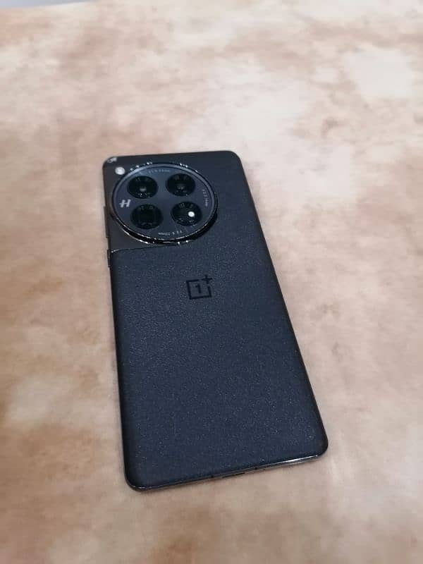 OnePlus 12 2