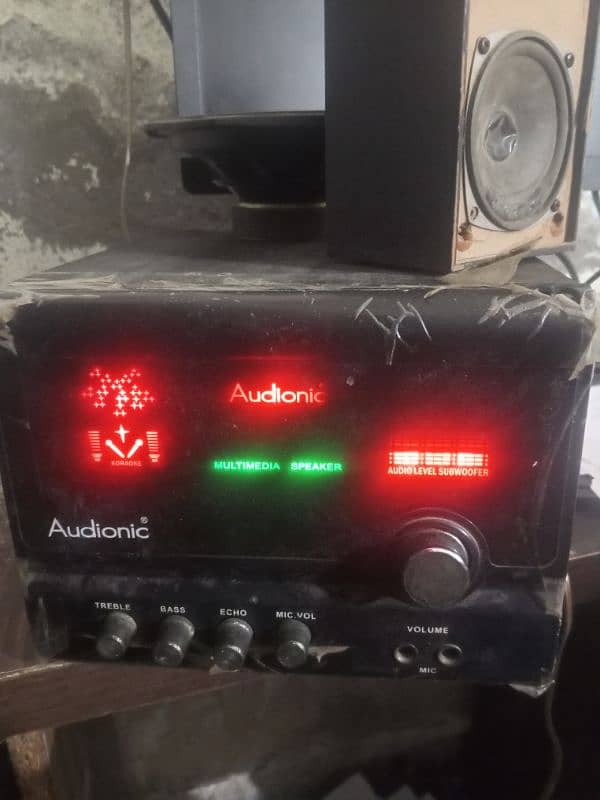 audionic speaker for sale urgent 1