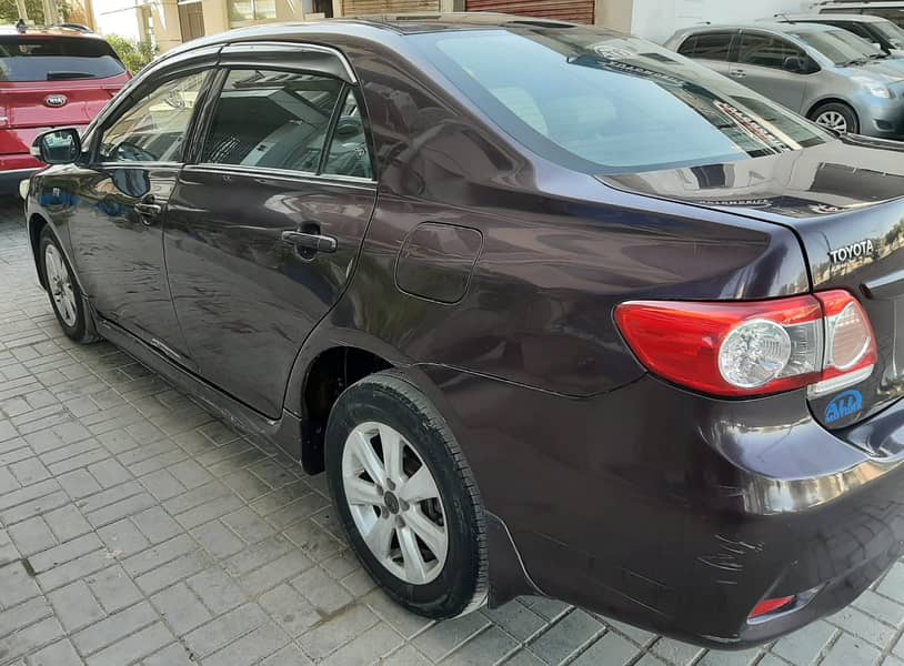 Toyota Corolla GLI 2013 1.6 5