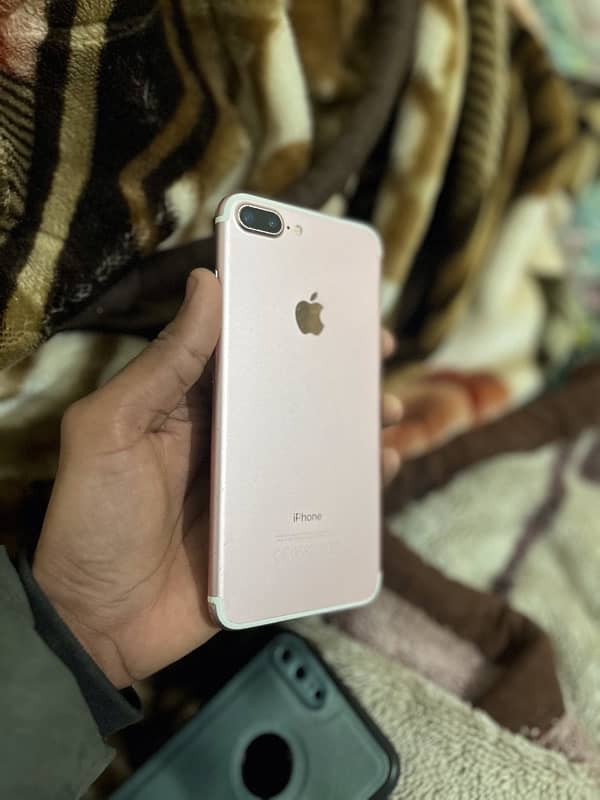 iPhone 7plus 128gb 5