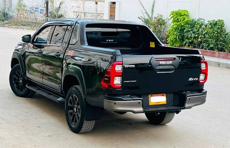 TOYOTA HILUX ROCCO MODEL REGISTERED 2023 INVOICE LAST MONTH 2022 4