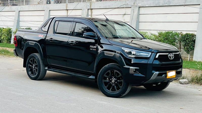 TOYOTA HILUX ROCCO MODEL REGISTERED 2023 INVOICE LAST MONTH 2022 6