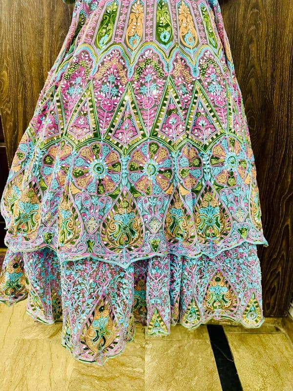 Dubble layer fully embroidered Maxi in excellent condition 3