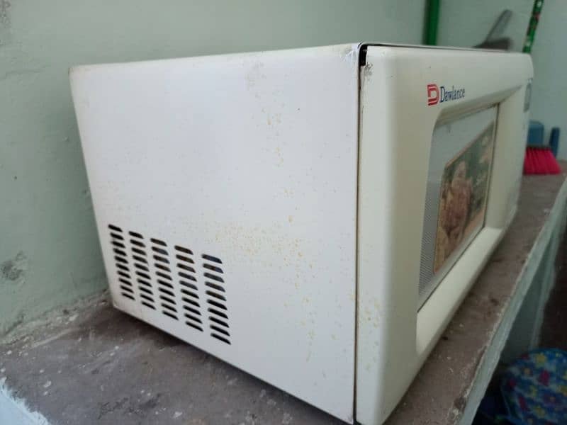 Dawlance Microwave Oven 40 liter 5