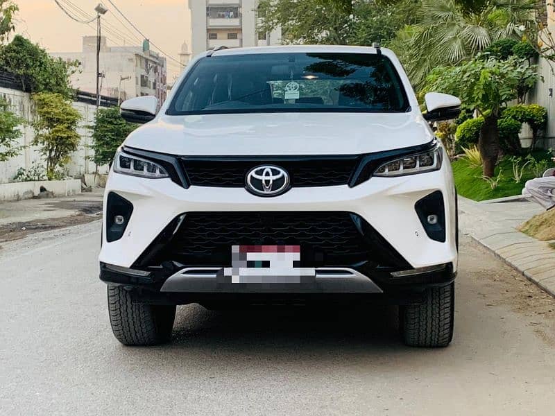 TOYOTA FORTUNER LAGANDER MANUFACTURING MODEL REGISTERED  2022 3