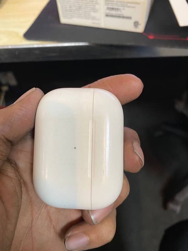 Apple Airpods Pro 4