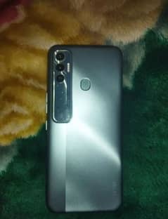 Tecno spark 7pro 4/64