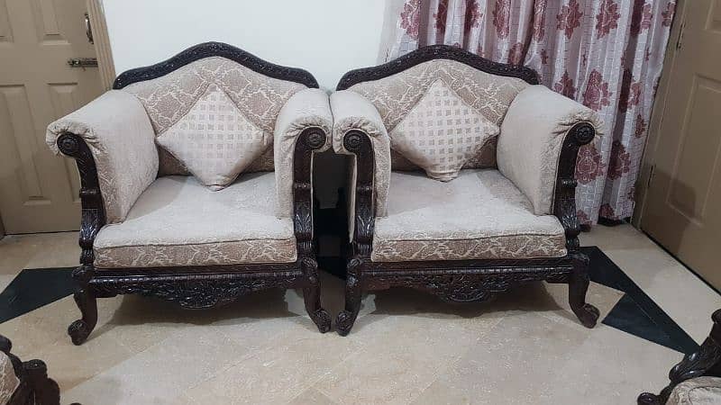 chinyoti 7 seater sofa set 0