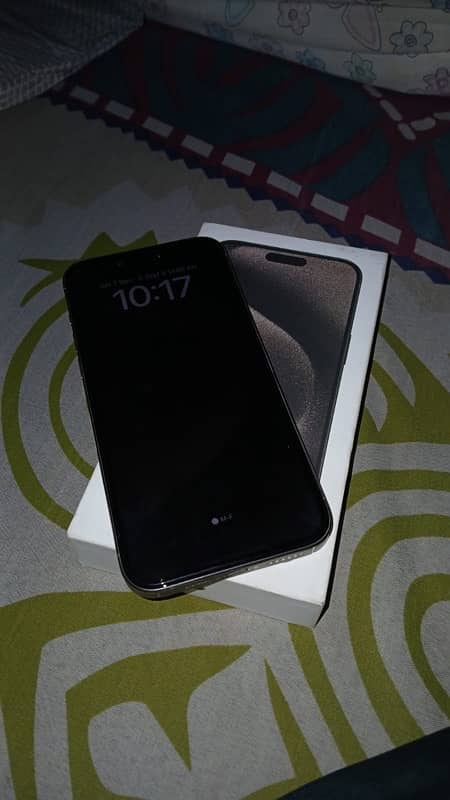 Iphone 15 pro max Factory Unlock Non pta / 256 Gb 10/10 Condition 0