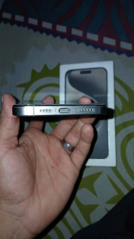 Iphone 15 pro max Factory Unlock Non pta / 256 Gb 10/10 Condition 4