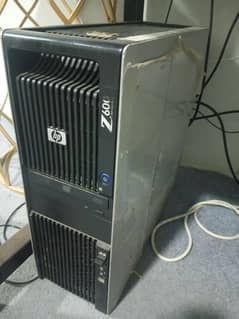 Gaming PC Z600 Xeon with graphics card and LCD 17"