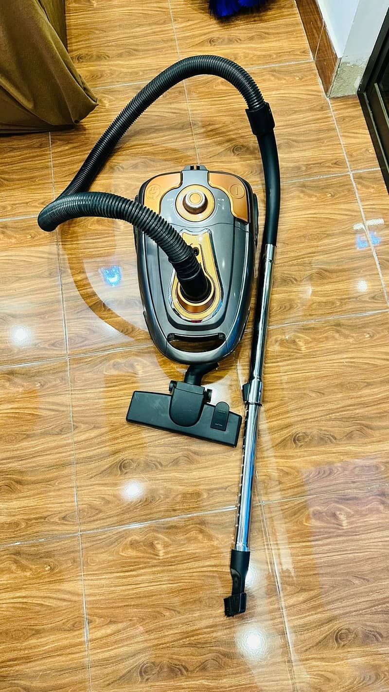 Vaccum Cleaner 0