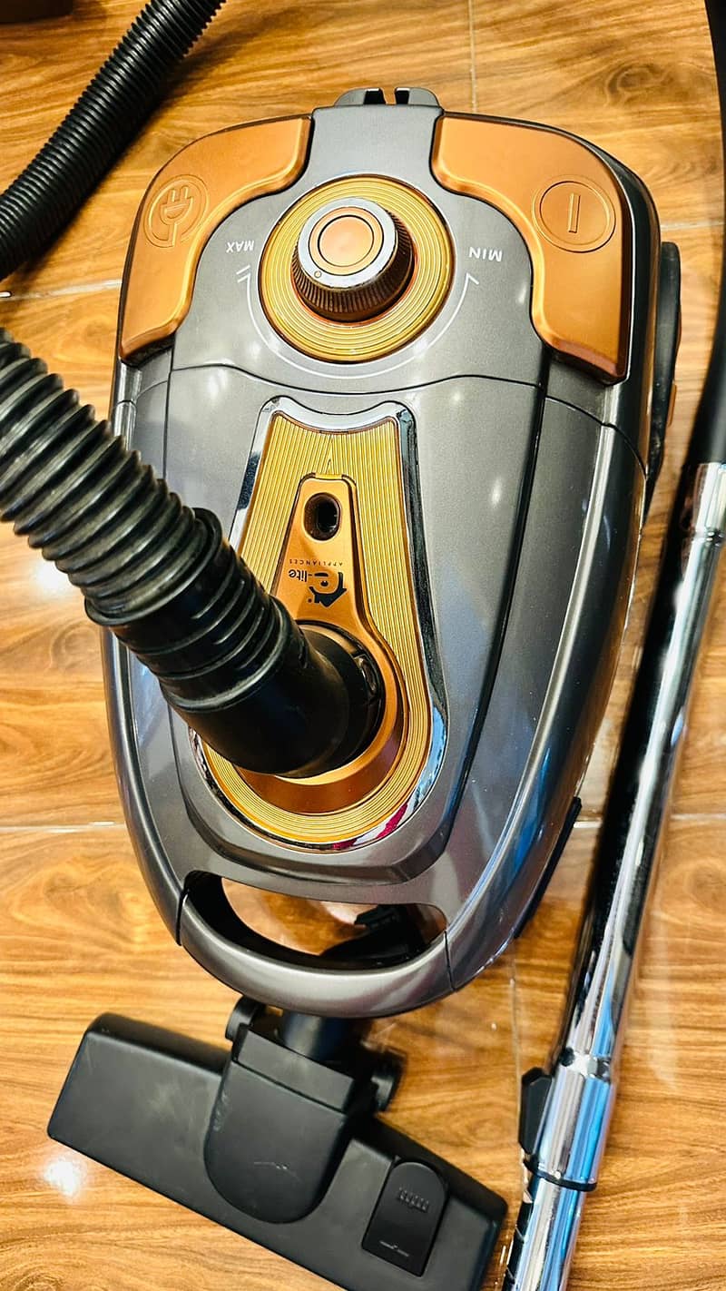 Vaccum Cleaner 2