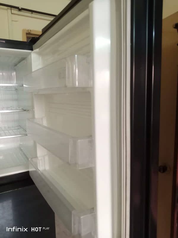 PEL glass door new condition refrigerator 3