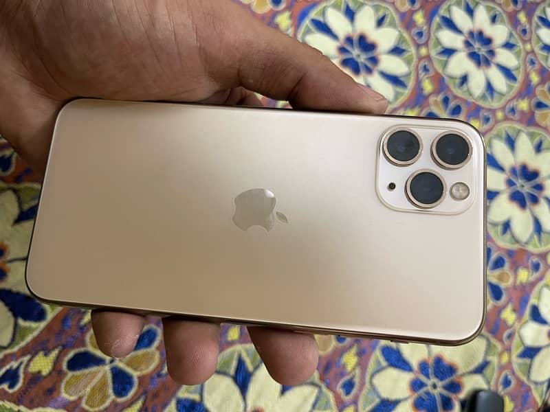 iPhone 11pro 256gb 5