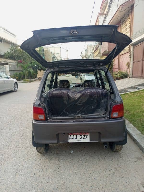 Daihatsu Cuore 2005 12