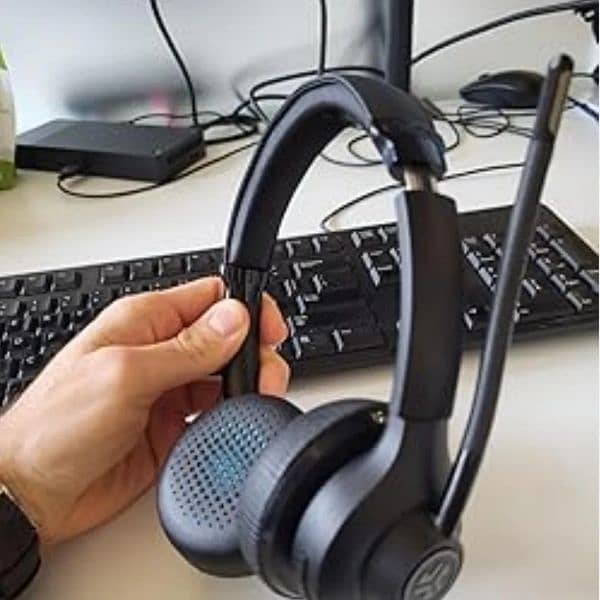 JLab wireless headphone 0