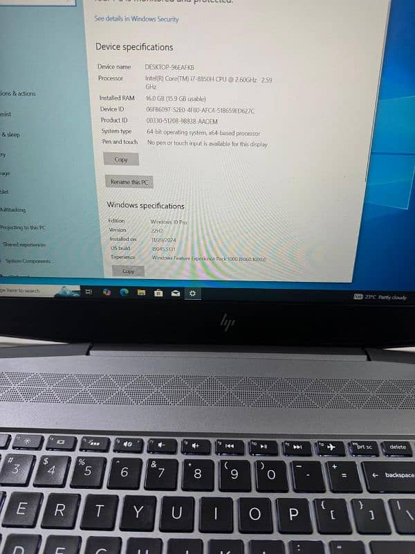 Hp zbook 15v-g5 Ci7-8th generation 4gb GPU Nvidia Quadro p600 9