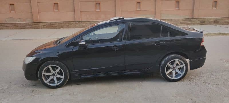 Honda Civic Reborn Full Option 2010 4