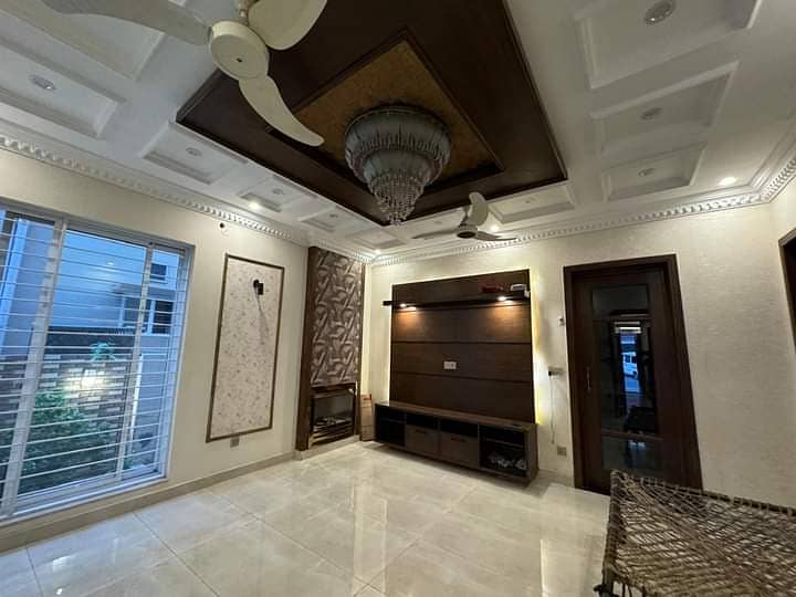 10 Marla Brand New House For Rent At Prime Location Bahria Town Lahore 5