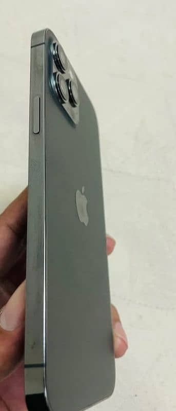 iPhone 13 Pro Max 512GB JV 4