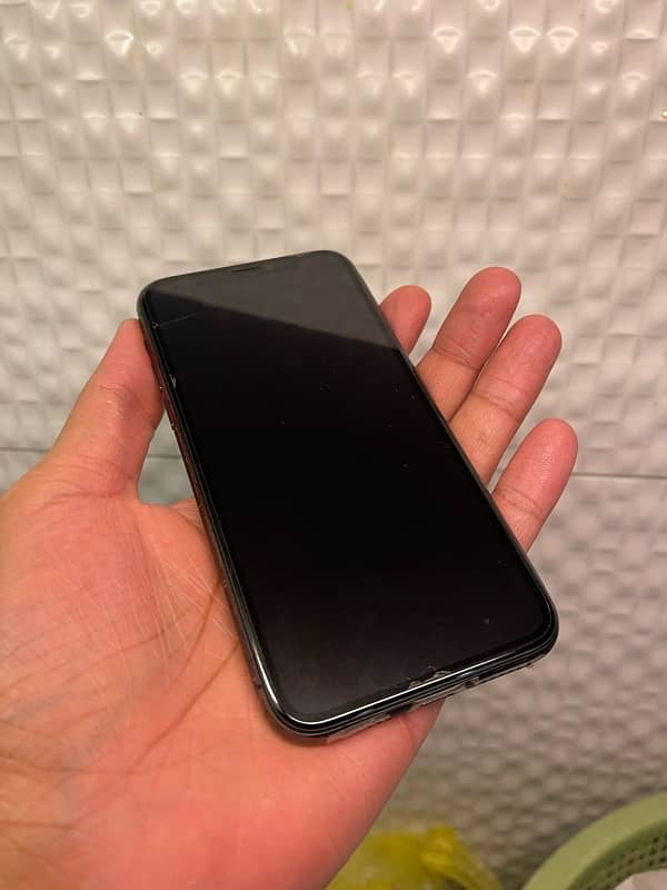 iPhone 11 Pro 256 GB PTA Approved 10/10 0