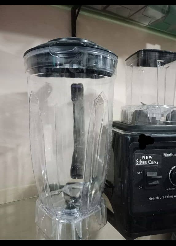 New Silver Crest Juicer + Blender 1