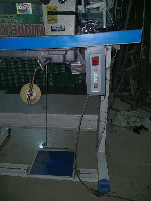 juki machine or tailoring ka saman+matterial arjunt sale 9