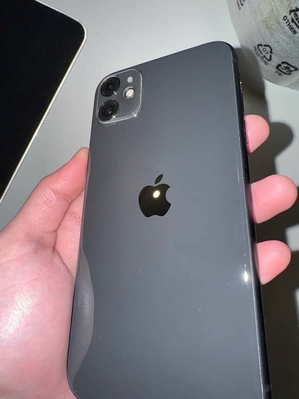 Iphone 11 128gb pta approved 4