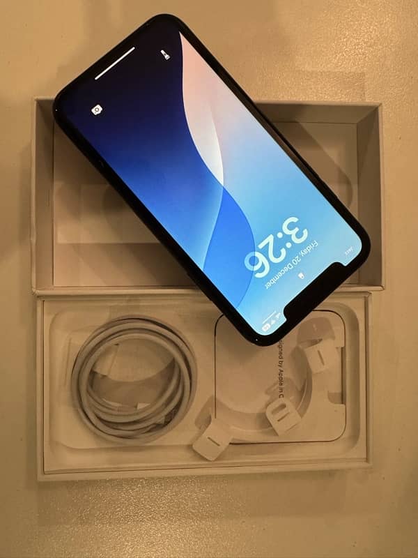 Iphone 11 128gb pta approved 8