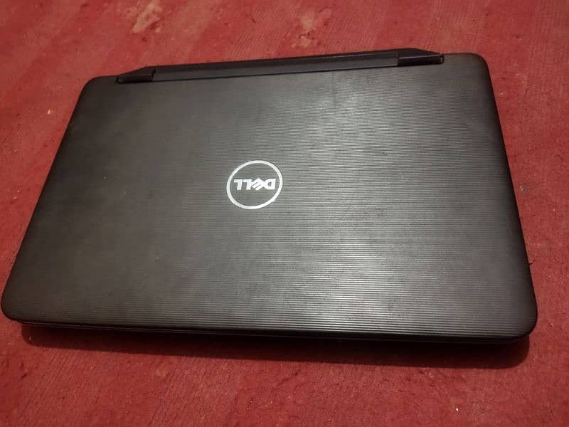 Dell 1540 i3 first generation 4gb ram and 320 hardrive 0