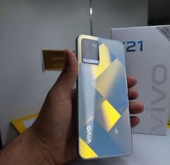 Vivo Y21 . . .