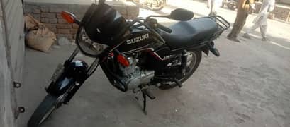 Suzuki 110 lush condition 03292727279 call and WhatsApp