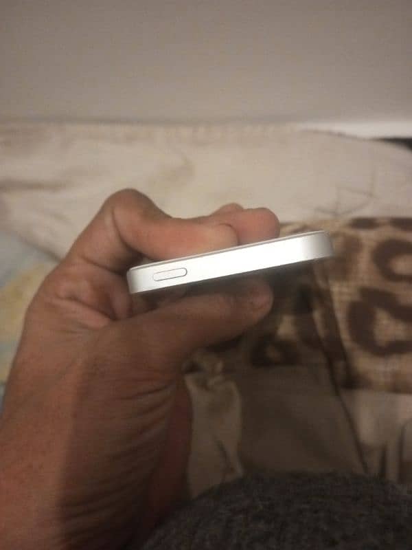 iphone 5s non 16 gb 1