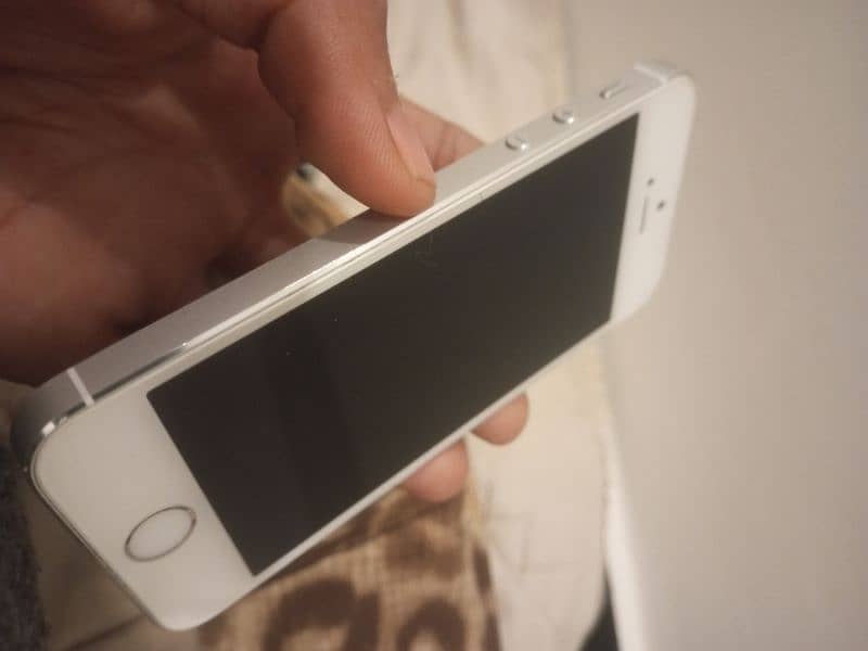 iphone 5s non 16 gb 6