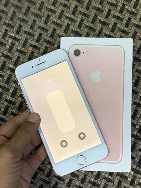 iphone 7 128 (Rose Gold) Non pta with box 2