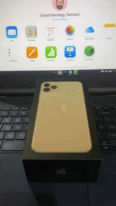 iPhone 11 pro max 256gb PTA Approved 3