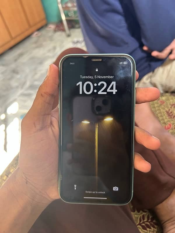 iphone 11   dual physical  PTA  approved 64   bh 76 with box 5