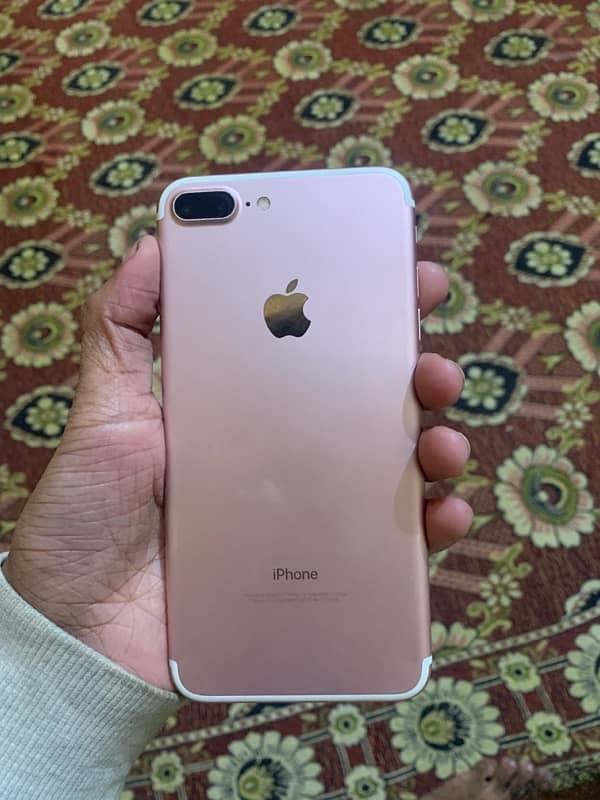 iphone 7plus 128GB Official PTA Approved Rose Gold. 1