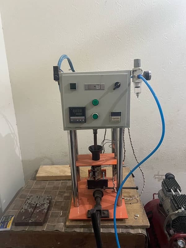 data cable moulding machine 0