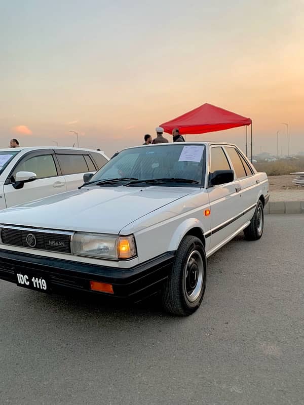 Nissan Sunny 1989 1.5 cc EFI b12 antique islamabad registered 7