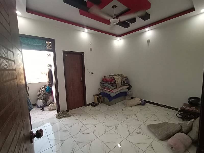 4 rooms Portion on 3rd floor for RENT 2 bed D. D flat in North karachi 5c2, 24000 rent 15