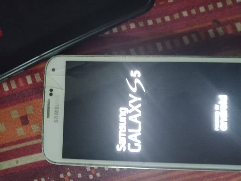 Samsung Galaxy S5 1