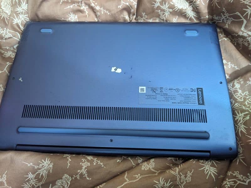 Lenovo IdeaPad 330S 2