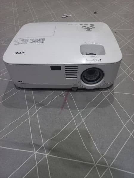 projector 2